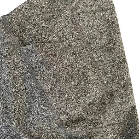 2 for $30 Calvin Klein Stretch Women’s Gray Black Training Shorts SZ M #1256 - Picture 4 of 9